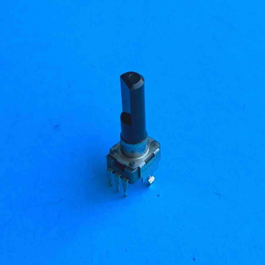 YAMAHA EMX620 Powered Mixer Part: D-Shaft 3-Pin Potentiometer A20K 203A [2PCS]