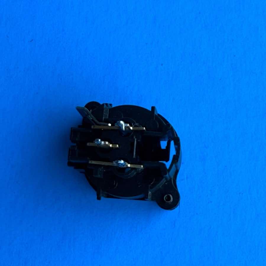 PEAVEY RQ2318 RQ Series Mixer Part: Female XLR Input Socket J.T. [2PCS]