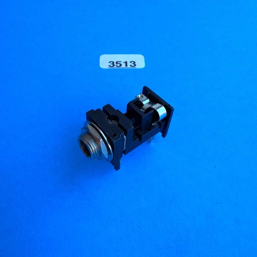 KURZWEIL PC88 Keyboard Piano Part: 4-Pin Mono 1/4 Jack TS Socket