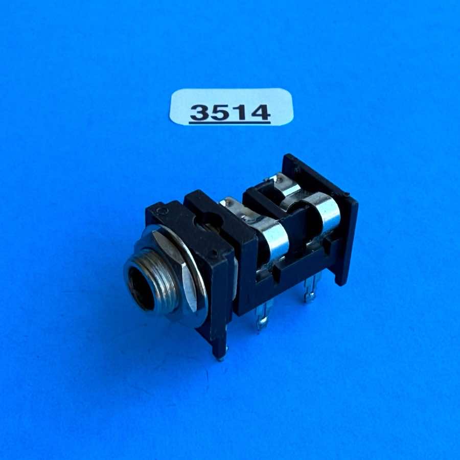 KURZWEIL PC88 Keyboard Piano Part: 6-Pin Stereo 1/4 Jack TRS Socket