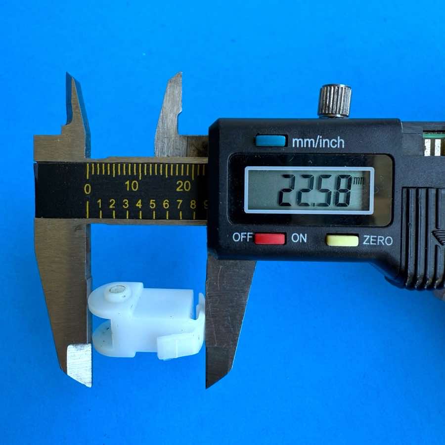 KURZWEIL PC88 Keyboard Piano Replacement Part: Key Pivot [8 PIECES]