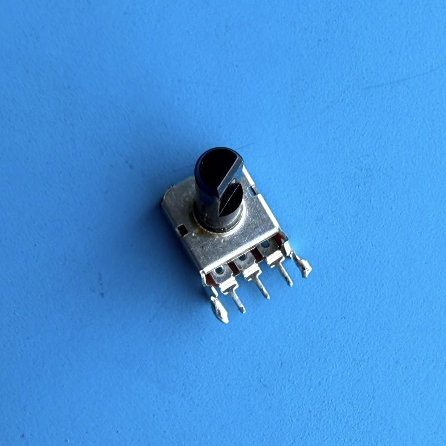 Fender Bullet Reverb (PR241) Guitar Amp Part: D-Shaft Potentiometer A50K Pot