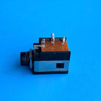 Fender Bullet Reverb (PR241) Guitar Amp Part: Guitar or Speaker Input TS Socket