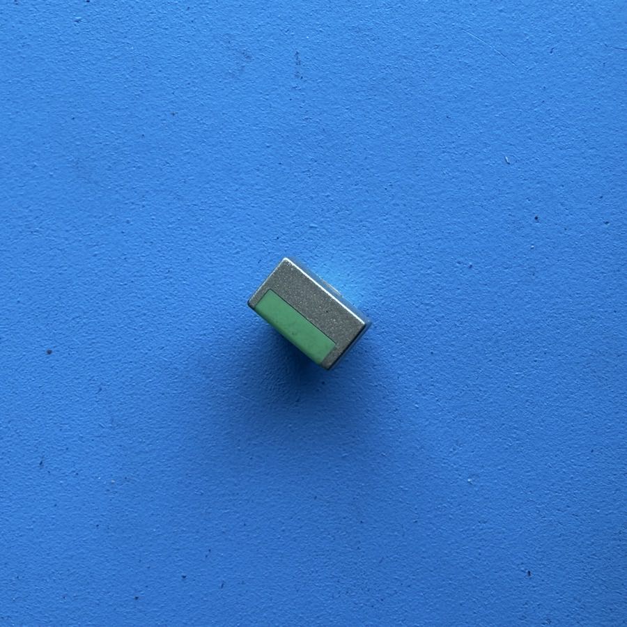 YAMAHA PSR-40 Keyboard Part: Push Button Cover Cap GRAY/GREEN [2PCS]
