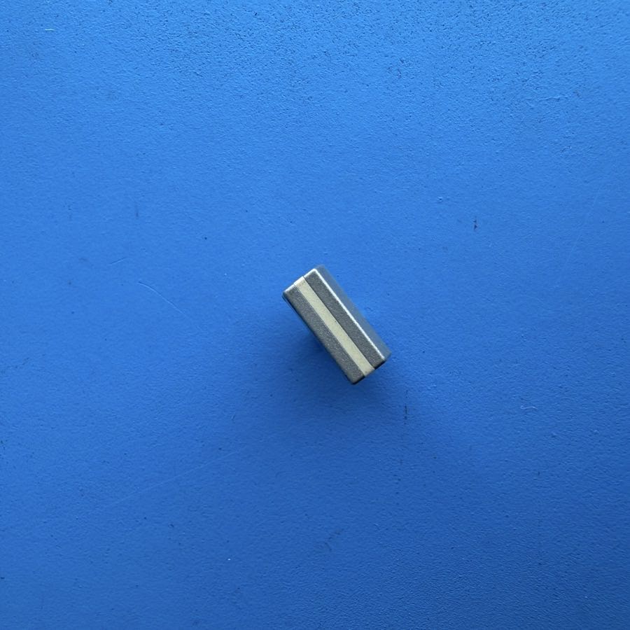 YAMAHA PSR-40 Keyboard Replacement Part: Volume Slider Cover Gray Cap