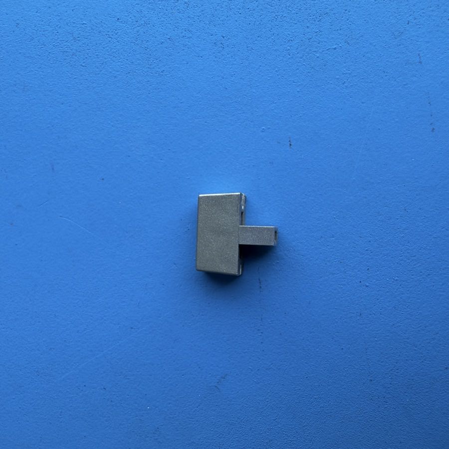 YAMAHA PSR-40 Keyboard Replacement Part: Volume Slider Cover Gray Cap