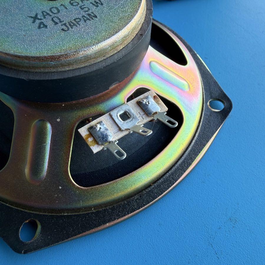 YAMAHA PSR-40 YPR-7 Keyboard Part: 4.5" Speaker 5W 4Ohms Woofer XA016A0 [Pair]