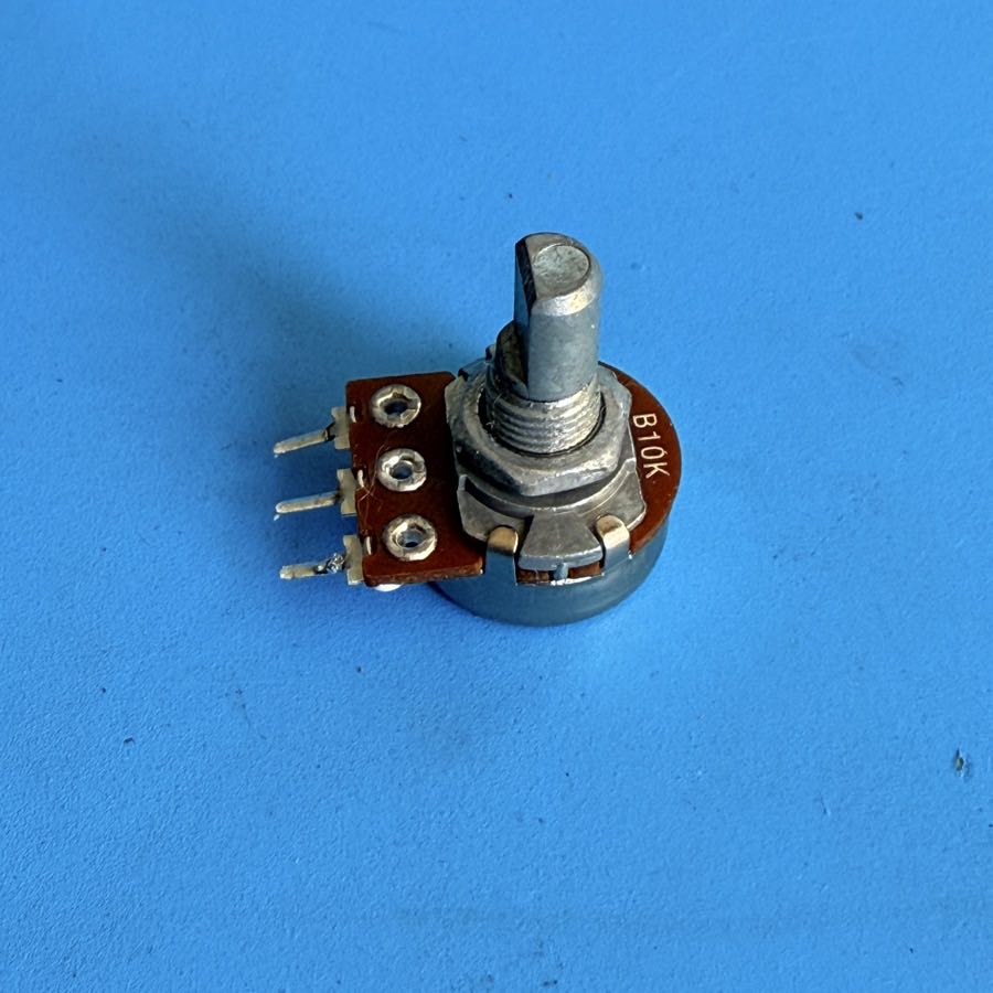 Line 6 Spider IV 15 Guitar Amplifier Part: D-Shaft Potentiometer B10K Pot