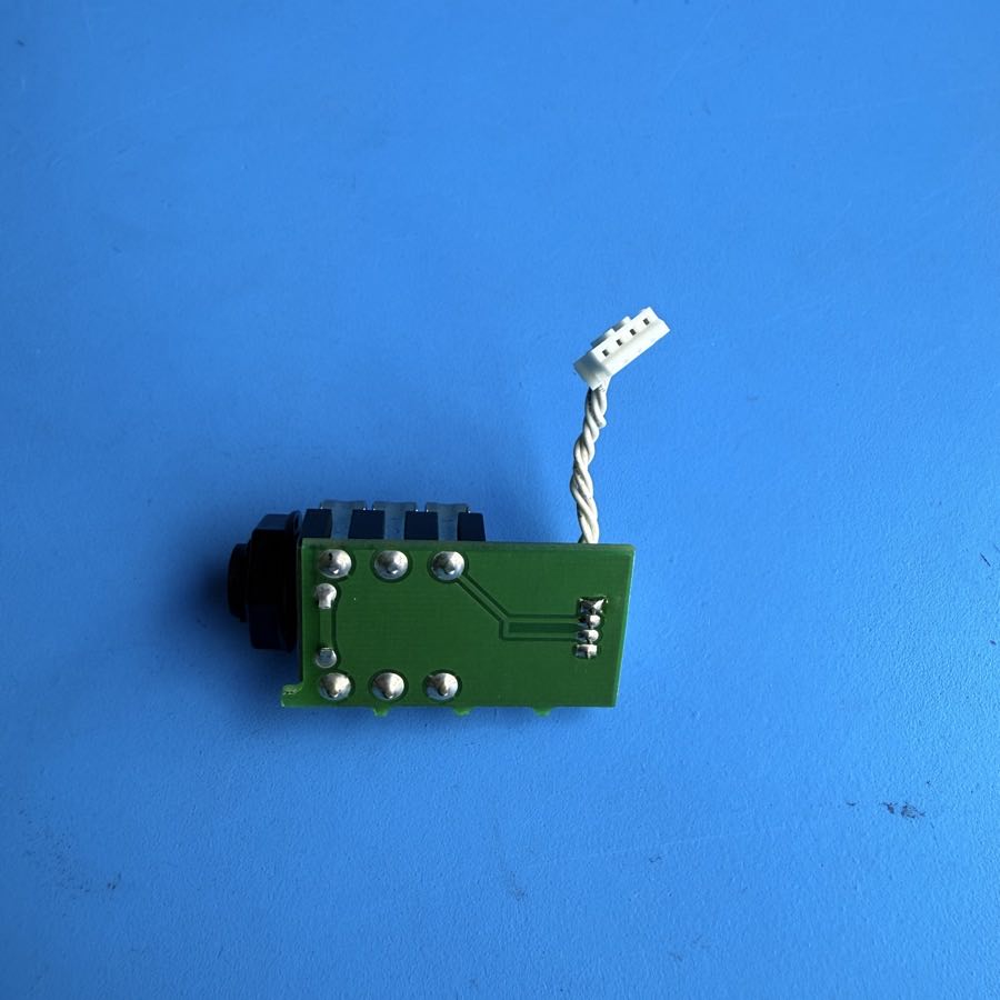 Line 6 Flextone II Amplifier Part: Guitar Input 1/4" Socket PCB w/Harness