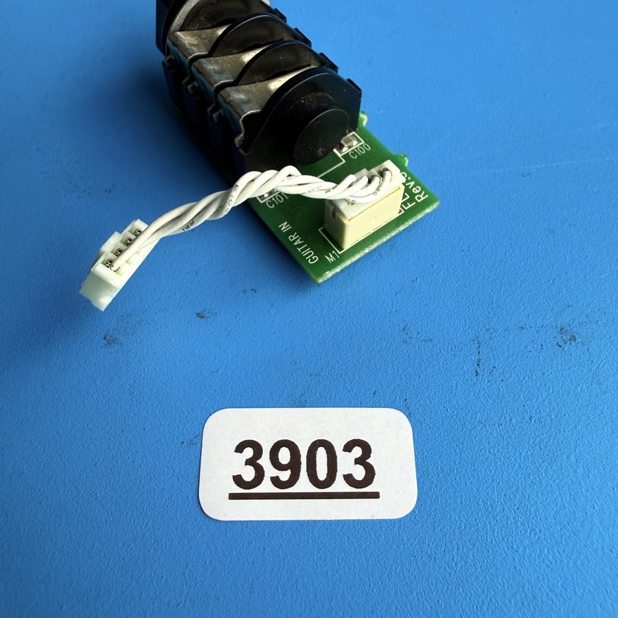 Line 6 Flextone II Amplifier Part: Guitar Input 1/4" Socket PCB w/Harness