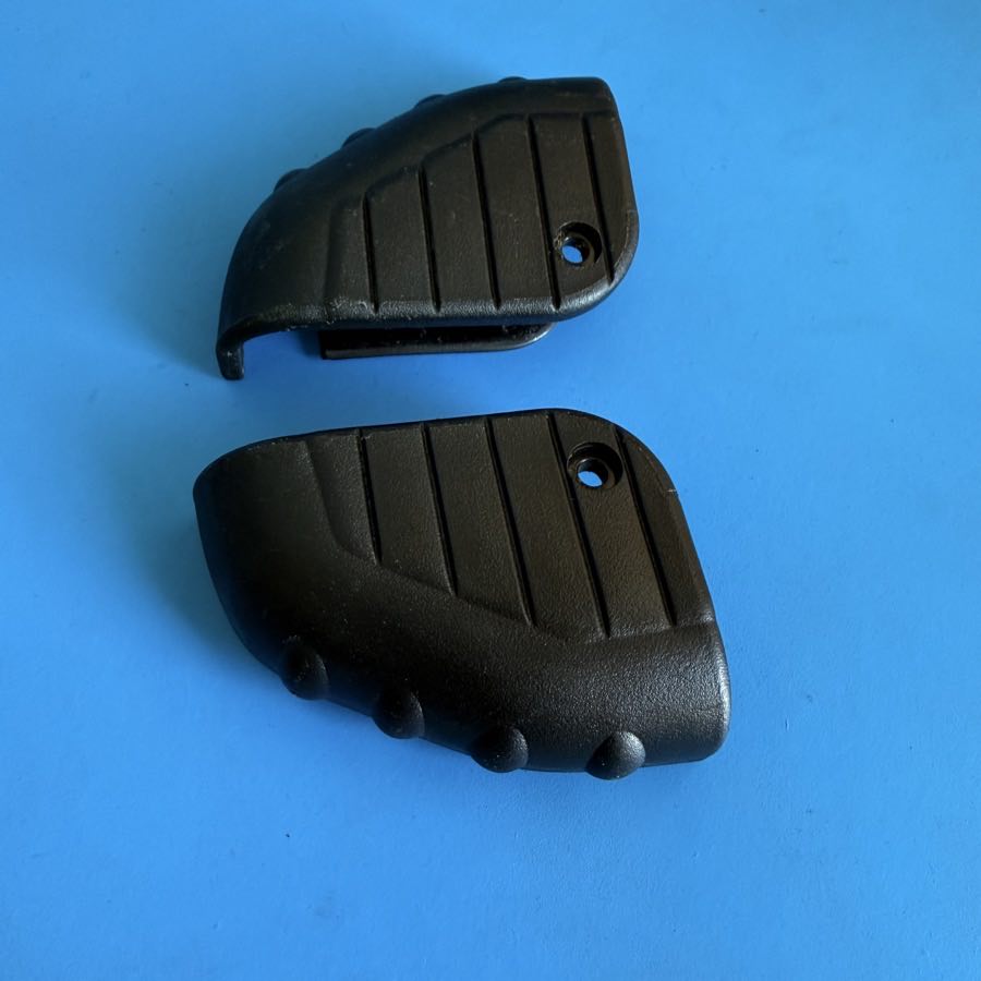 Line 6 Spider III 15 30 120 Guitar Amp Part: Front Corner Protector Left/Right