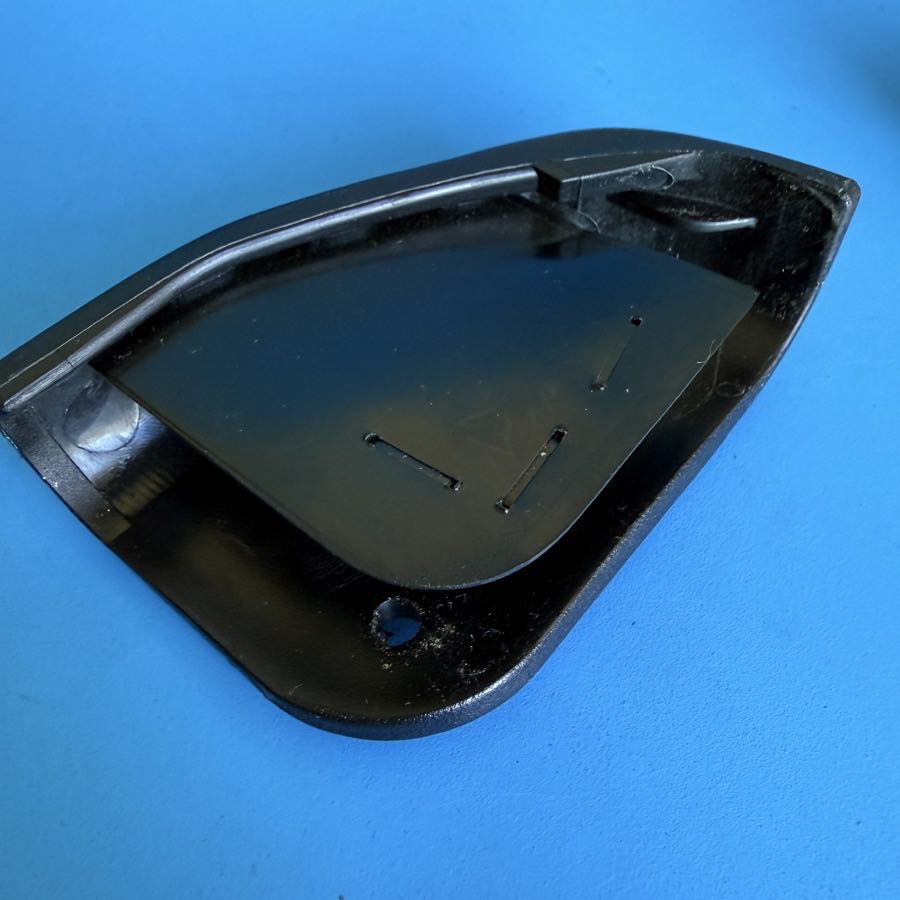 Line 6 Spider III 15 30 120 Guitar Amp Part: Front Corner Protector Left/Right