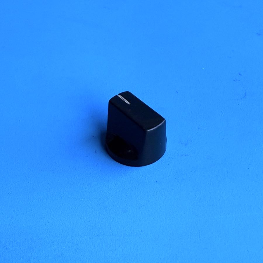 Line 6 Flextone II Guitar Amplifier Part: Volume Knob Cover Cap w/Bushing