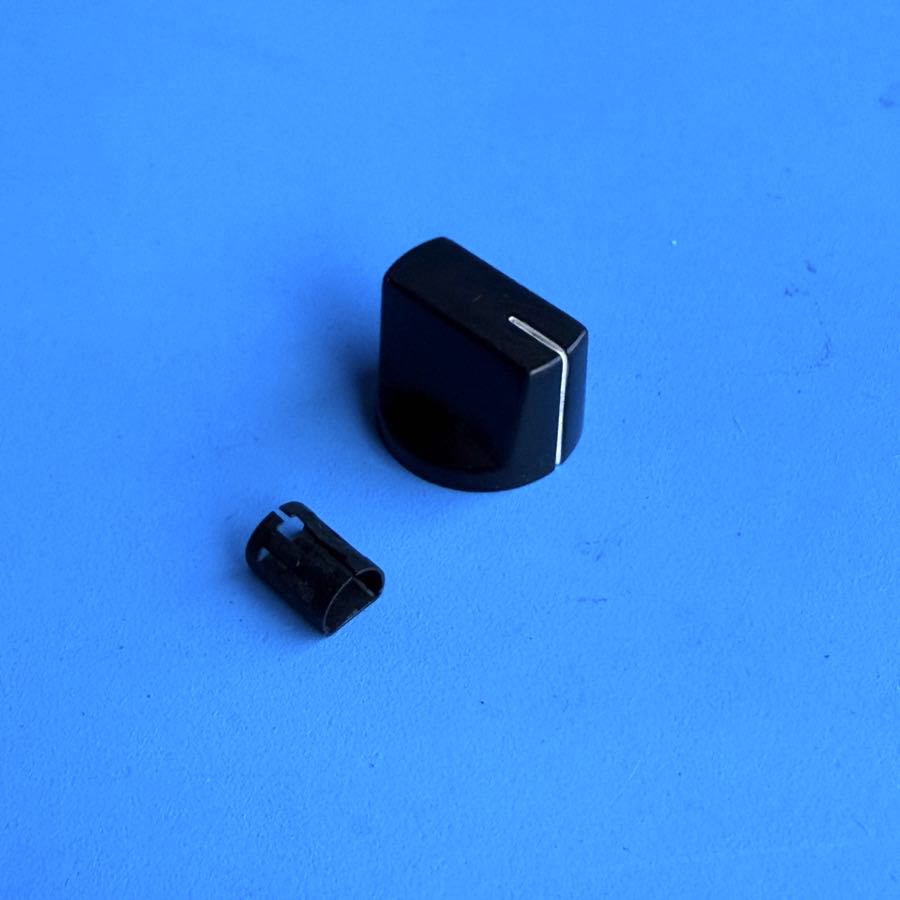 Line 6 Flextone II Guitar Amplifier Part: Volume Knob Cover Cap w/Bushing