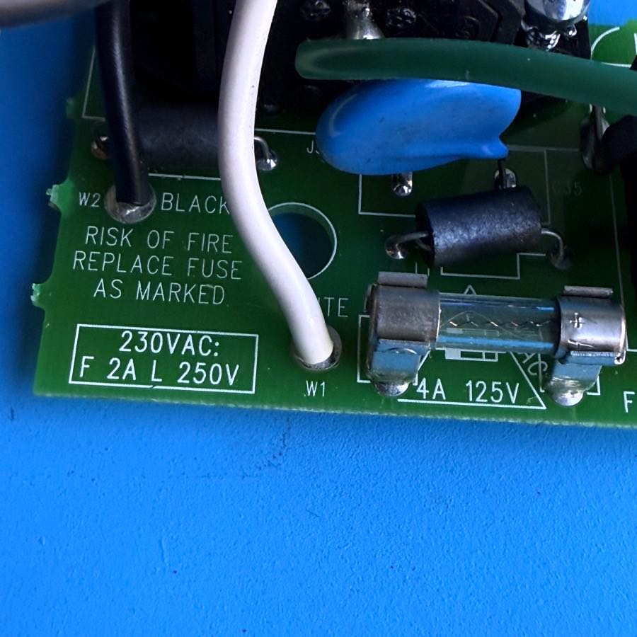 Line 6 Flextone II Guitar Amplifier Part: ON/OFF Switch Power Input Socket PCB