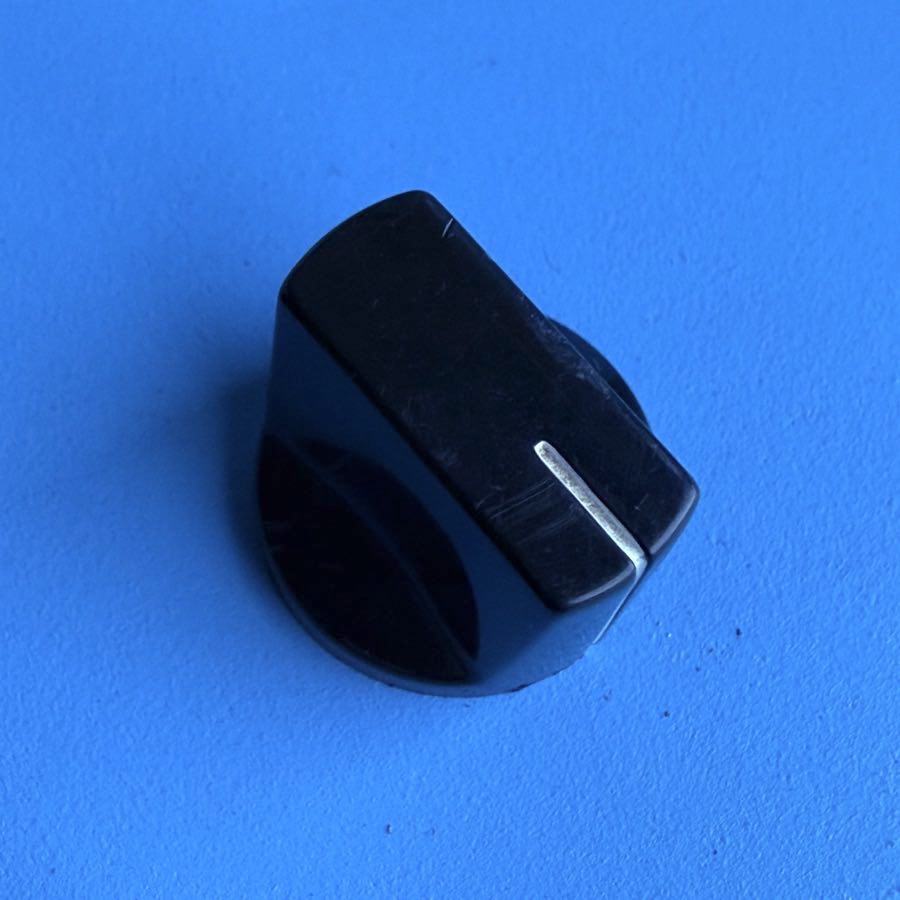Line 6 Flextone II Guitar Amplifier Part: Volume Knob Cap w/Bushing [3PCS]