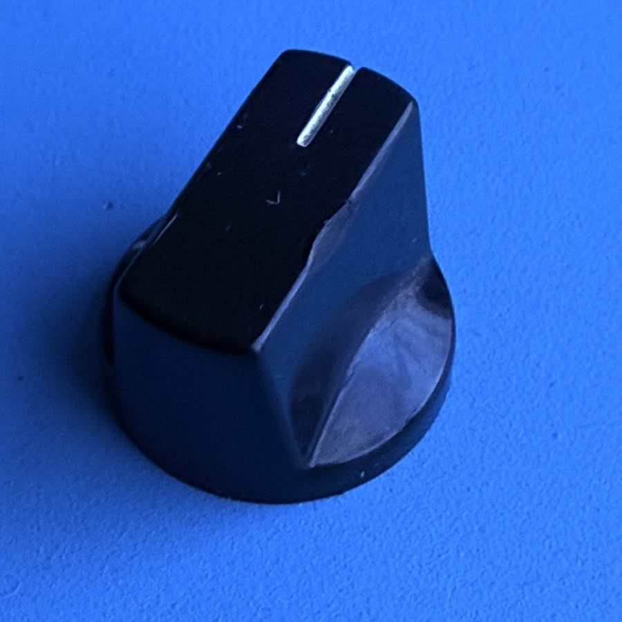 Line 6 Flextone II Guitar Amplifier Part: Volume Knob Cap w/Bushing [3PCS]