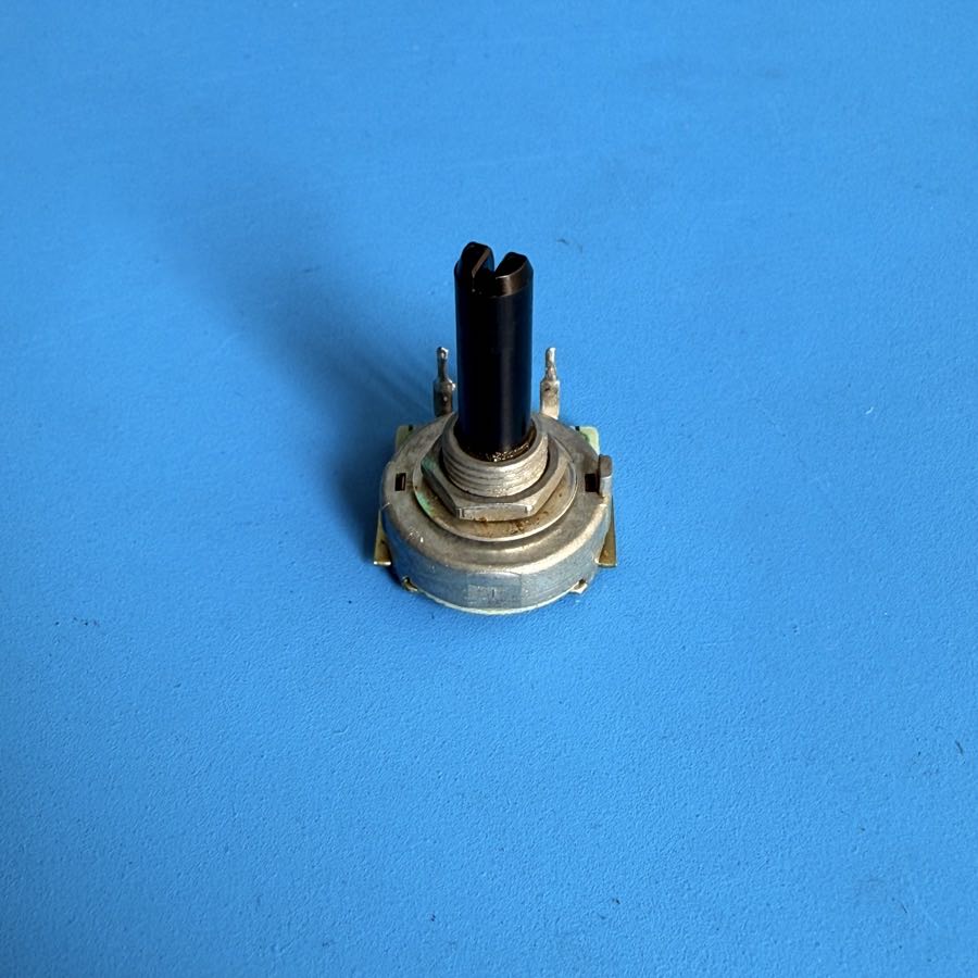 Line 6 Flextone II Guitar Amplifier Part: Amp/Effect 16-Detent Rotary Encoder