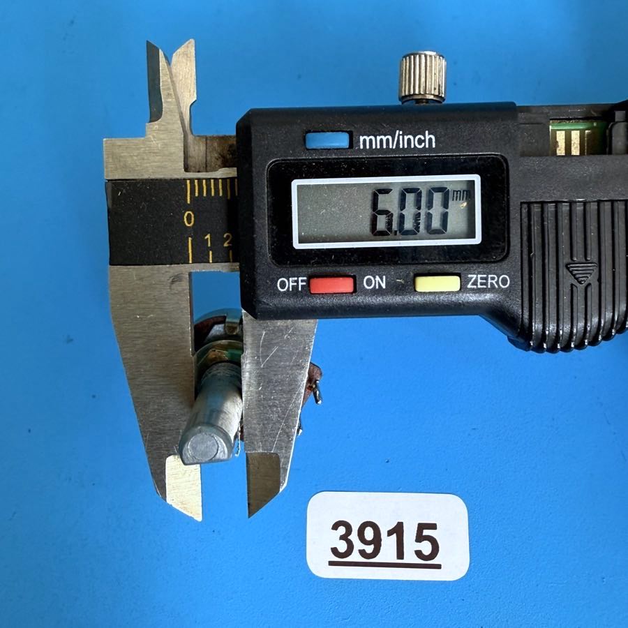 Line 6 Flextone II Guitar Amplifier Part: 3-Pin D-Shaft Potentiometer B10K Pot