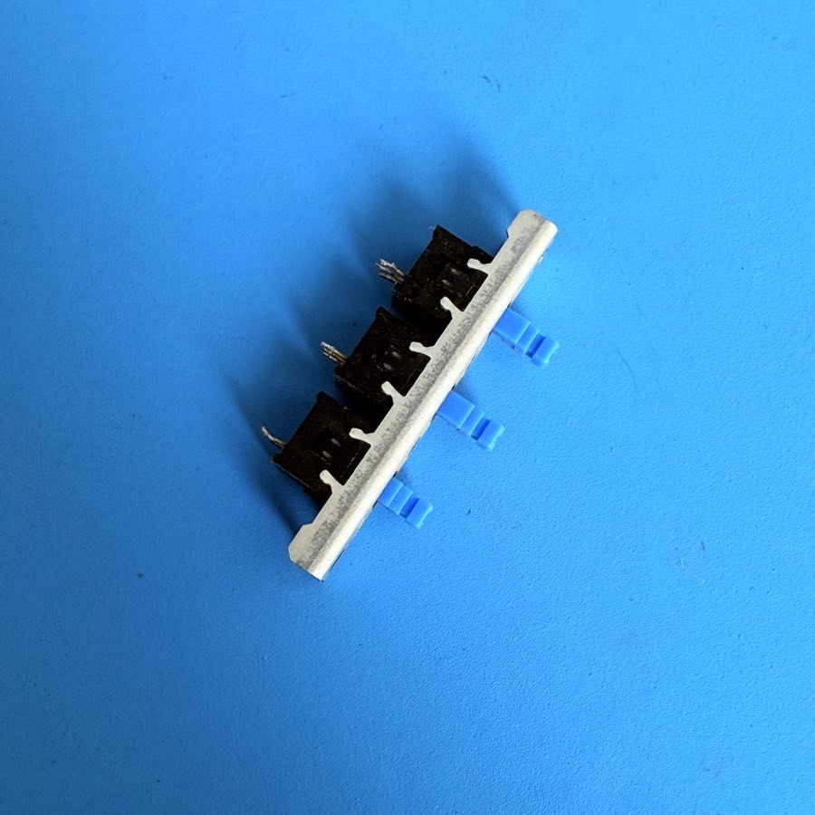 YAMAHA PSR-40 Keyboard Replacement Part: 3 Linked Push Switch Set