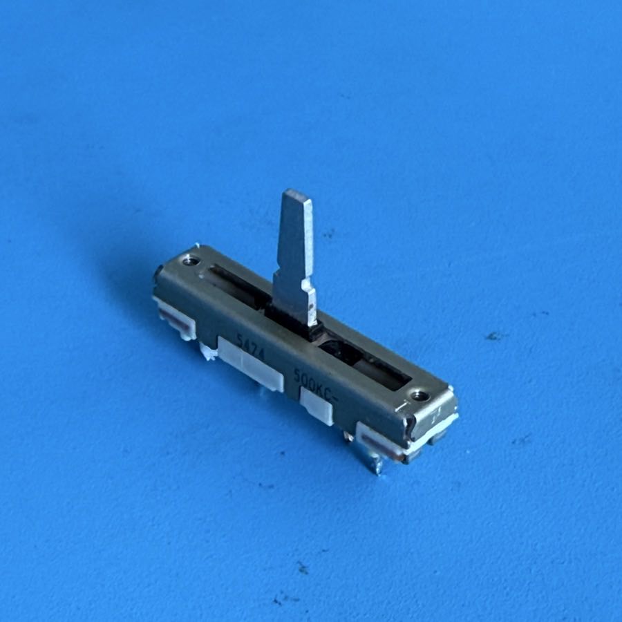 YAMAHA PSR-40 Keyboard Replacement Part: Fader Slider Potentiometer 500KC