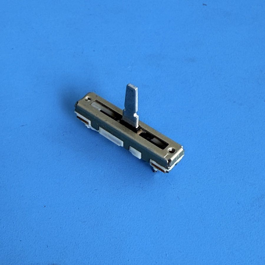YAMAHA PSR-40 Keyboard Replacement Part: Fader Slider Potentiometer 10KA