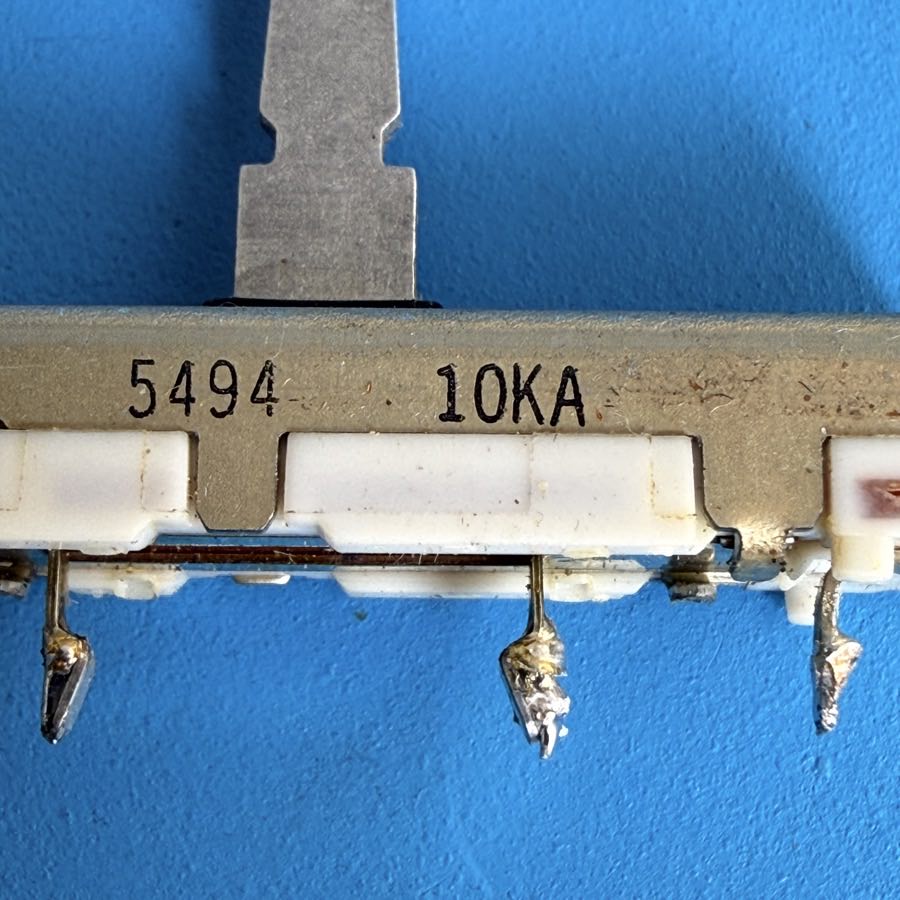YAMAHA PSR-40 Keyboard Replacement Part: Fader Slider Potentiometer 10KA
