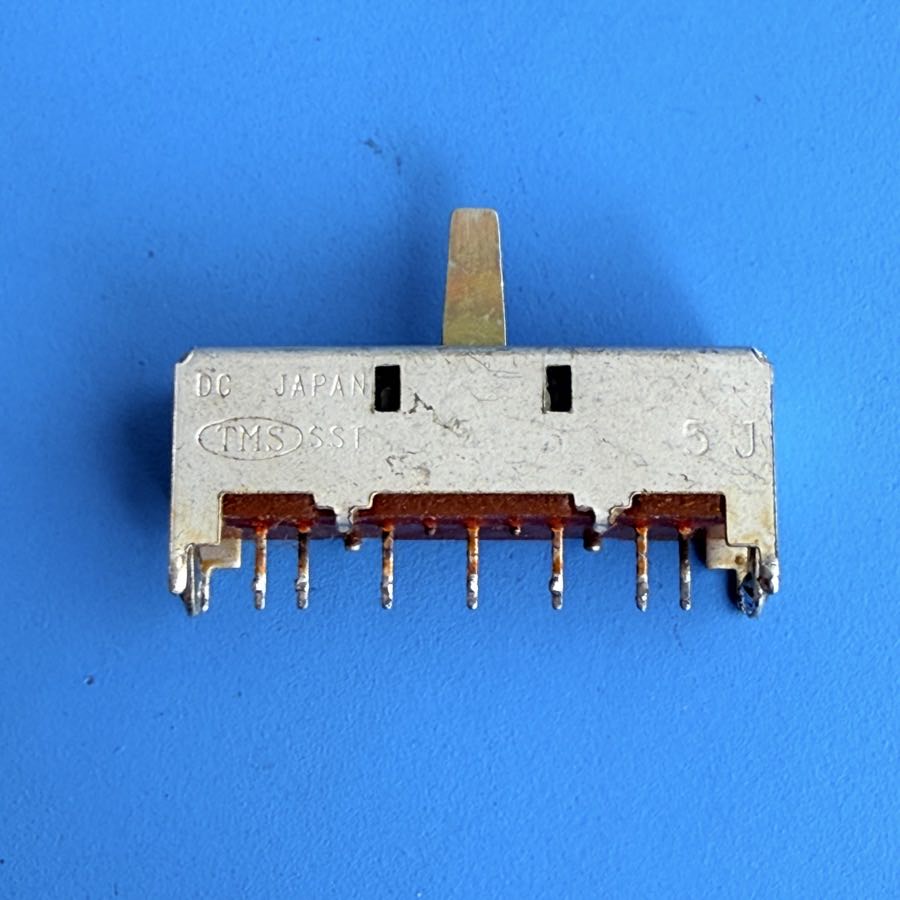 YAMAHA PSR-40 Keyboard Part: Auto Bass Chord 5-Position Slider Switch