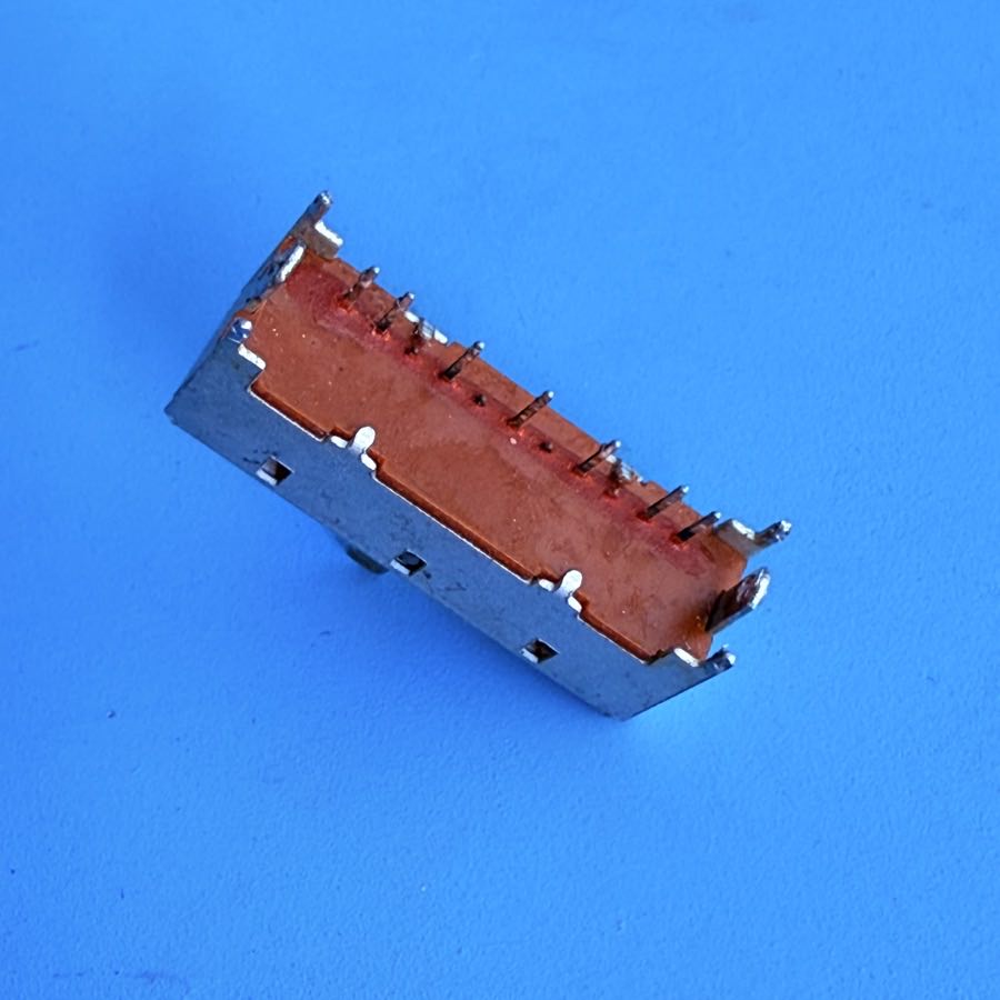 YAMAHA PSR-40 Keyboard Part: Auto Bass Chord 5-Position Slider Switch