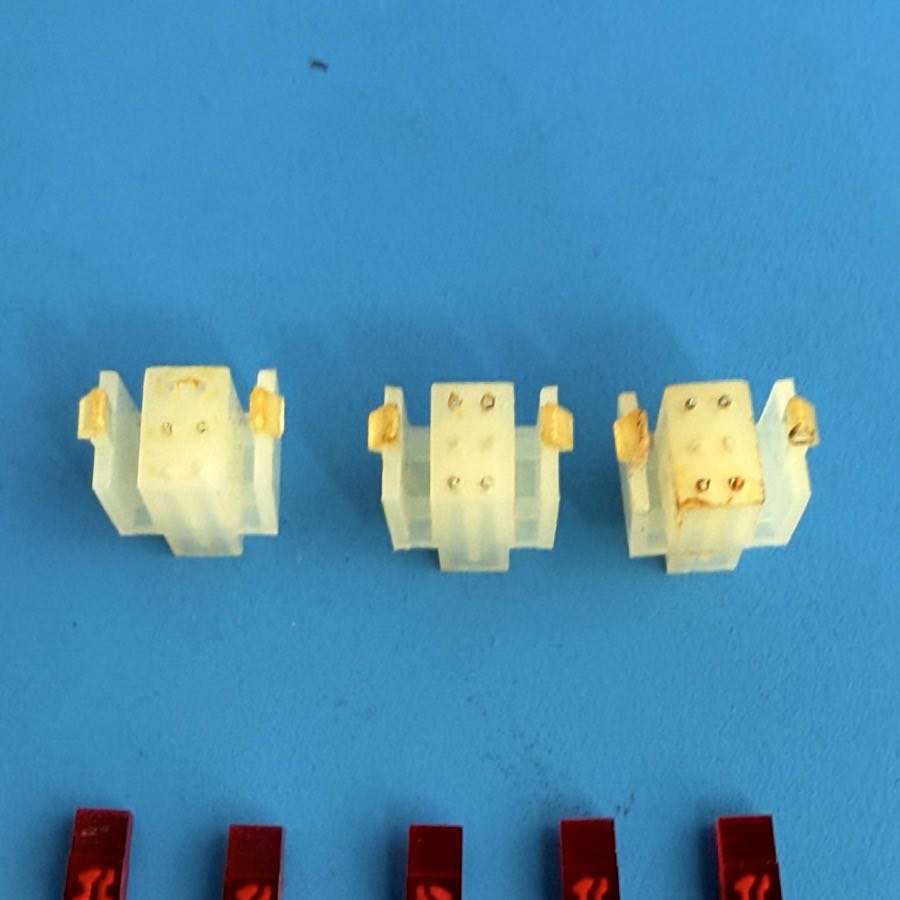 YAMAHA PSR-40 Keyboard Replacement Part: 5 Red Rectangular LEDs & 3 Holders