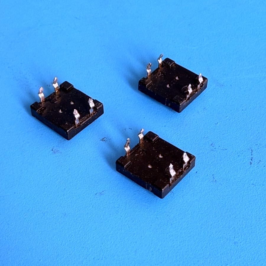 YAMAHA PSR-40 Keyboard Part: Start/Stop Mini Push Switch w/Pad [3PCS]
