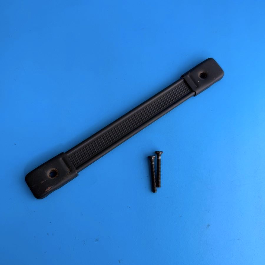 Line 6 Flextone II Guitar Amplifier Replacement Part: Carrying Handle w/Screws