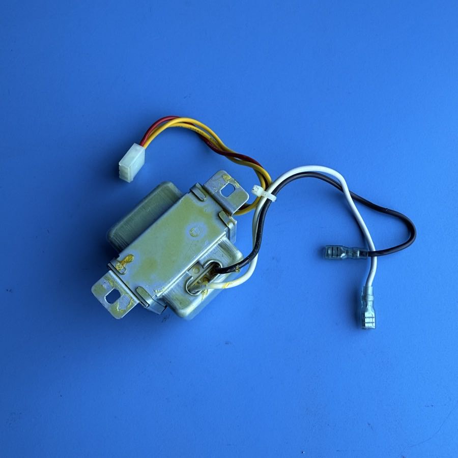 Fender Frontman 15G (PR495) Amplifier Part: Power Supply Transformer DK-120
