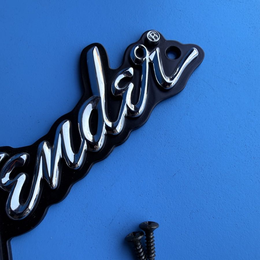 Fender Frontman 15G (PR495) Amplifier Part: Plastic Emblem Badge Logo w/Screws