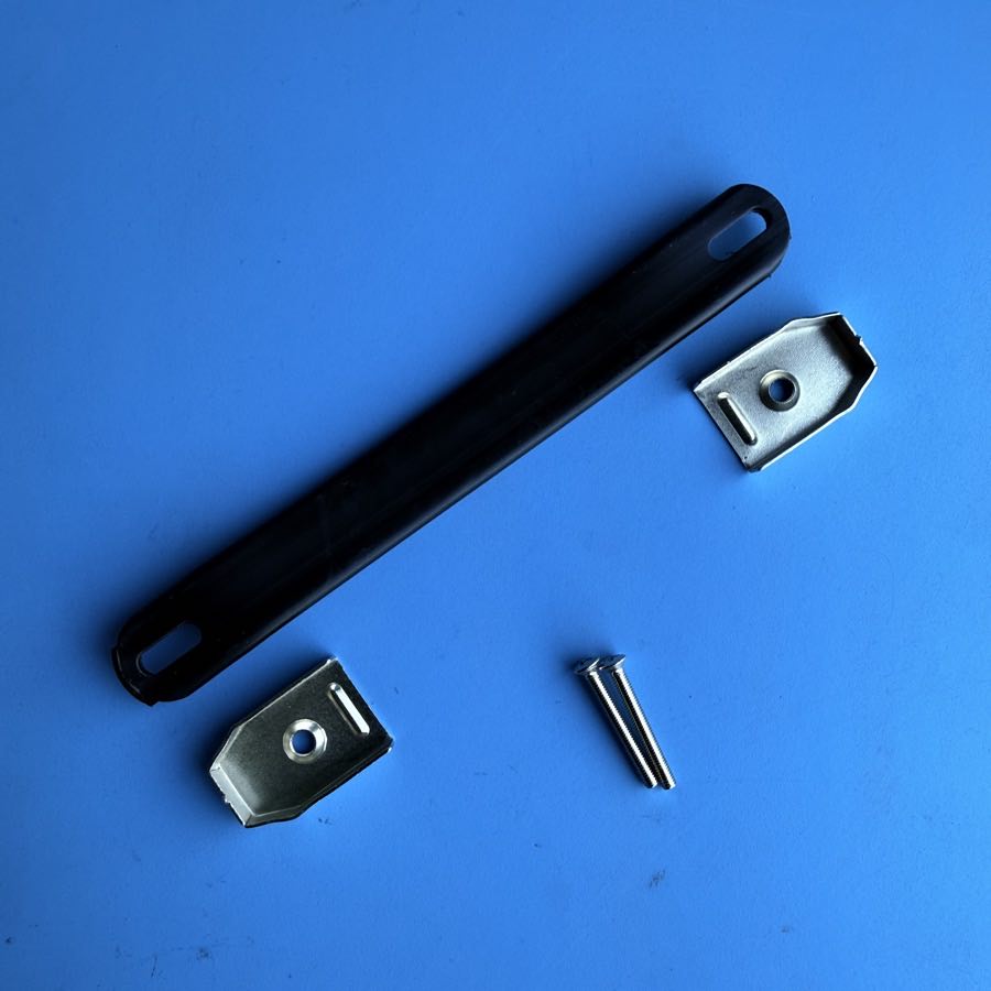 Fender Frontman 15G (PR495) Guitar Amplifier Part: Carrying Handle w/Screws