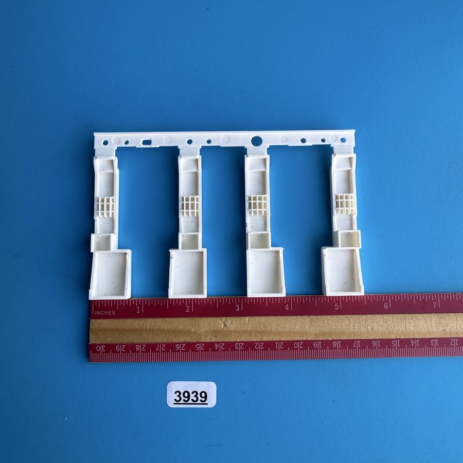 M-AUDIO Axiom AIR Mini 32 MIDI Keyboard Part: White Keys [C-E-G-B] 4-Key Set