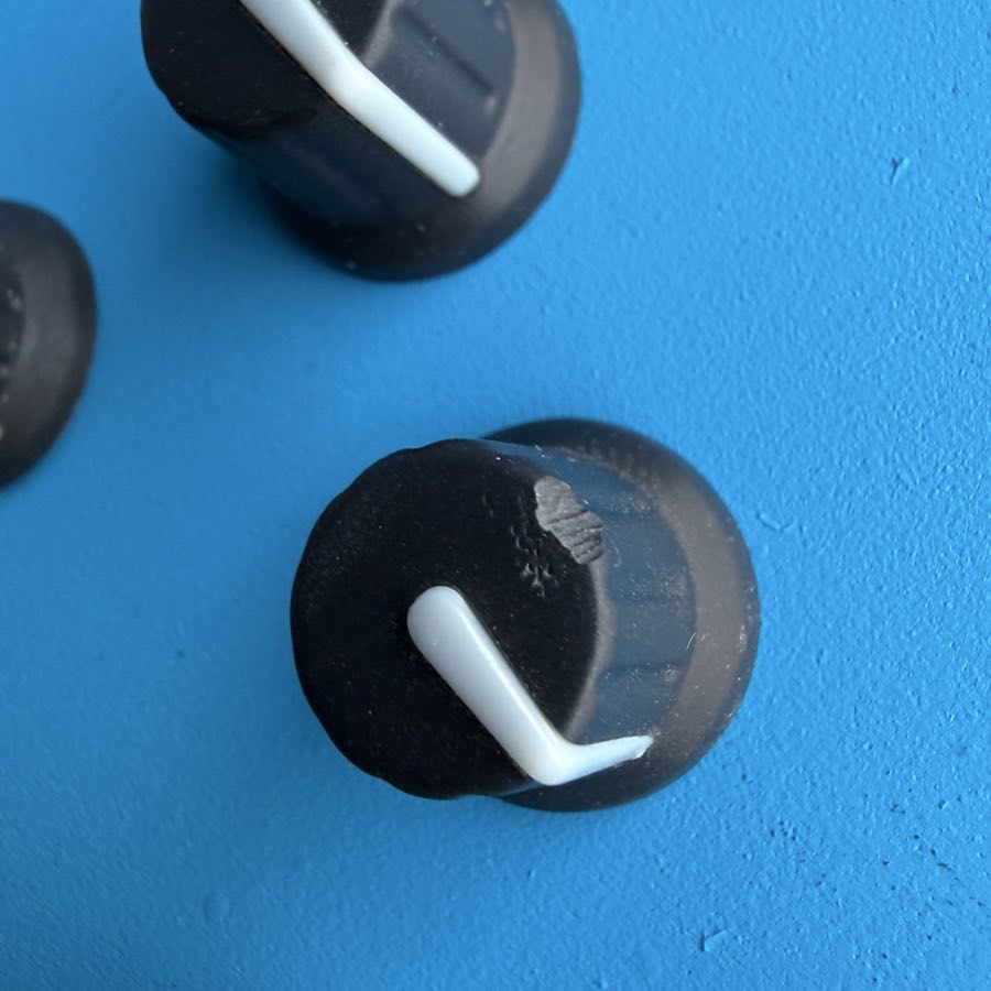 M-AUDIO KeyStudio 49i OXYGEN MKIII Keyboard Part: Knob Cover Cap [4PCS]