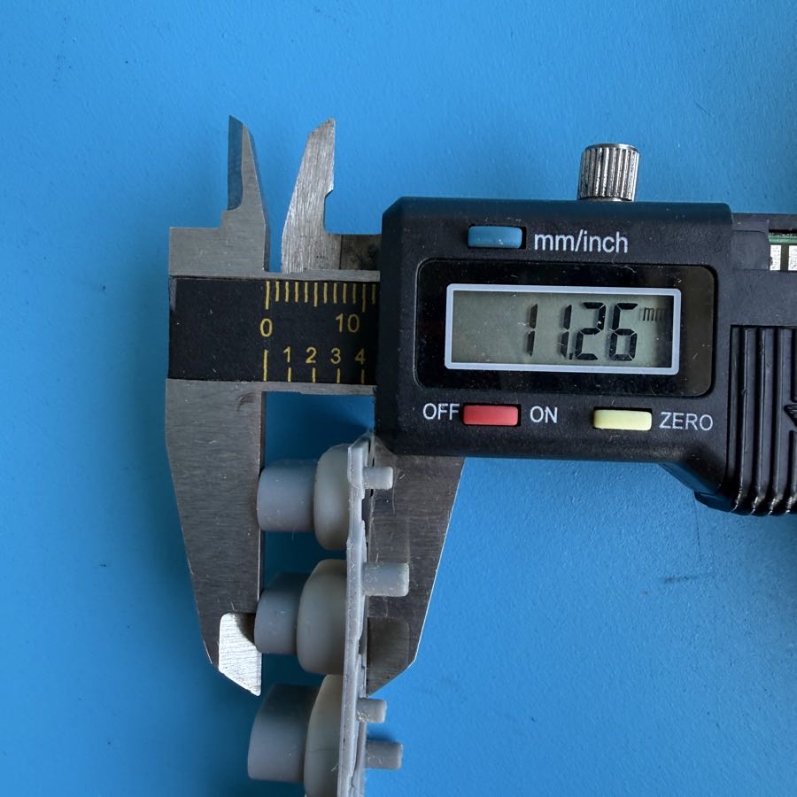 M-AUDIO OXYGEN MKIII KeyStation 49es Keyboard Part: 13-Key Conductive Pad Strip
