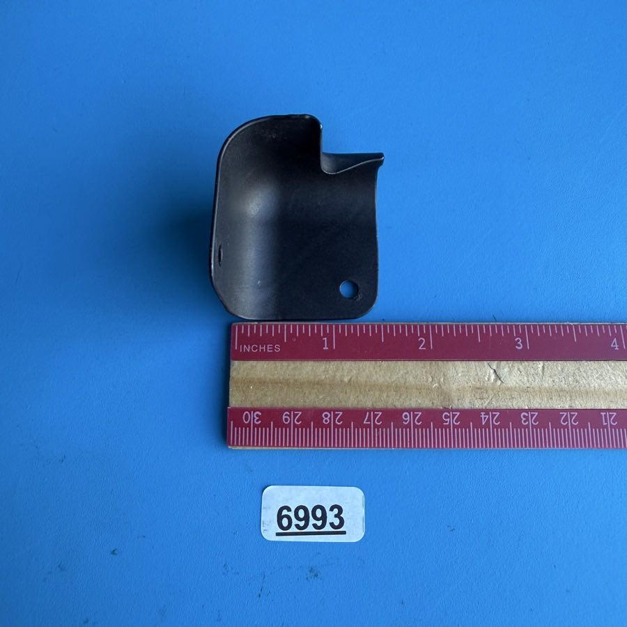 PEAVEY Bandit 112 Minx 110 Guitar Amplifier Part: Metal Cabinet Corner [2PCS]
