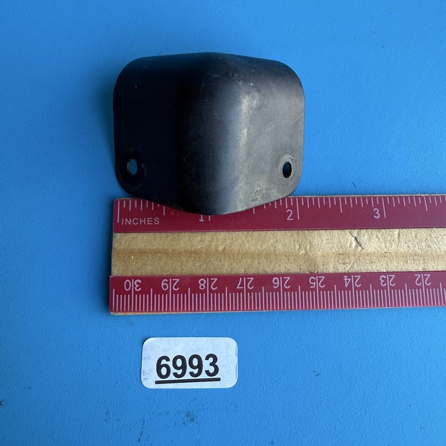 PEAVEY Bandit 112 Minx 110 Guitar Amplifier Part: Metal Cabinet Corner [2PCS]