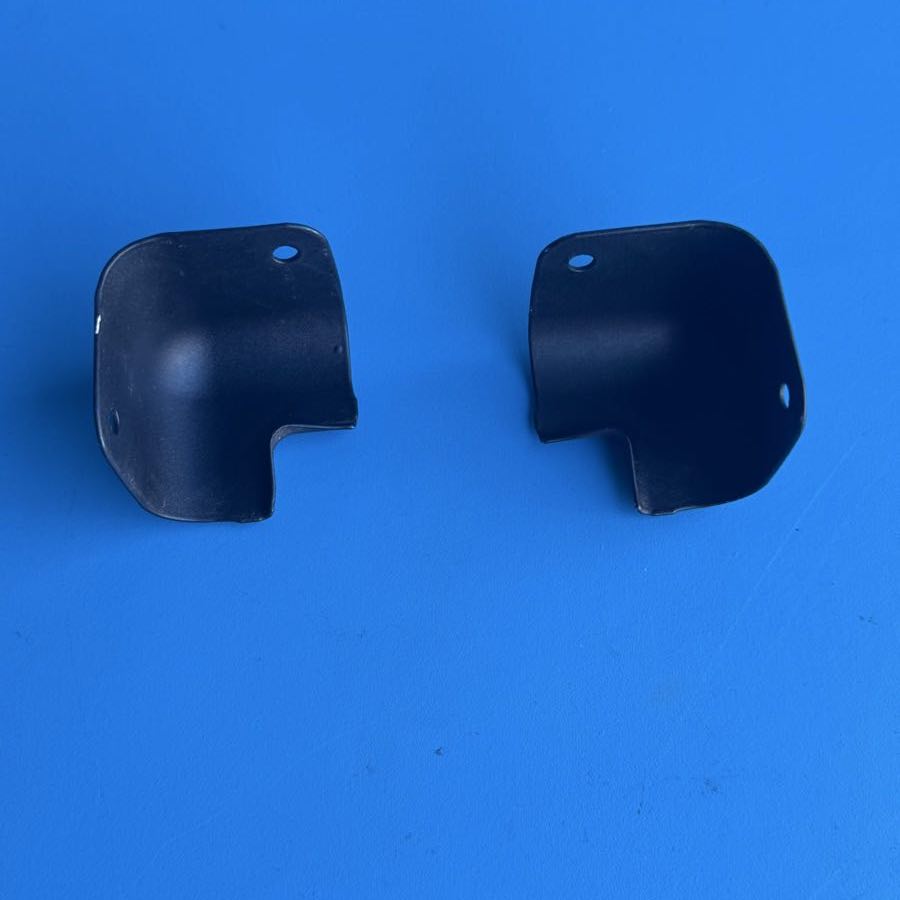 PEAVEY Bandit 112 Minx 110 Guitar Amplifier Part: Metal Cabinet Corner [2PCS]