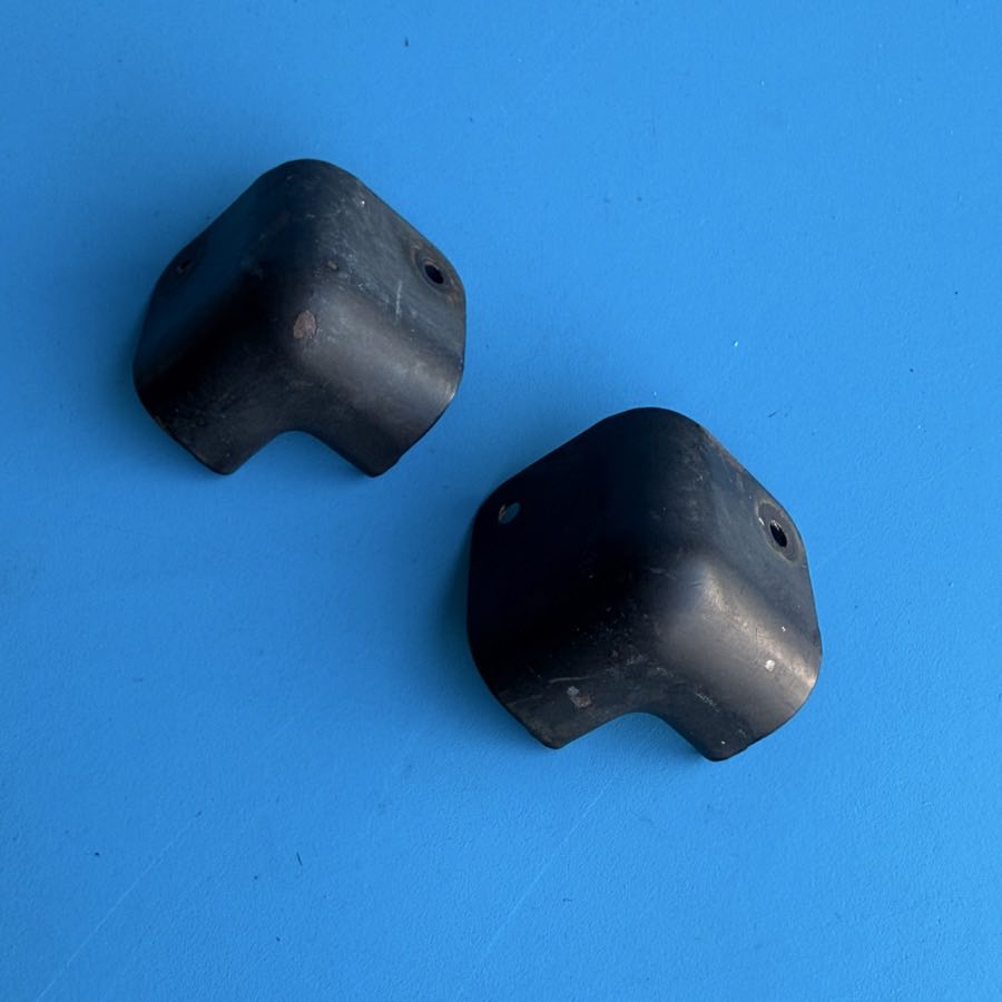 PEAVEY Bandit 112 Minx 110 Guitar Amplifier Part: Metal Cabinet Corner [2PCS]