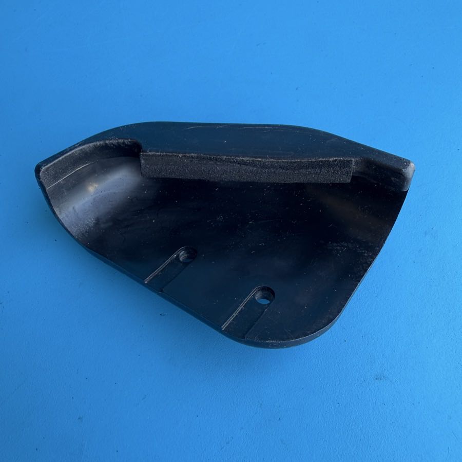 Line 6 Spider IV 15 30 120 Guitar Amplifier Part: Corner Protector Front RIGHT