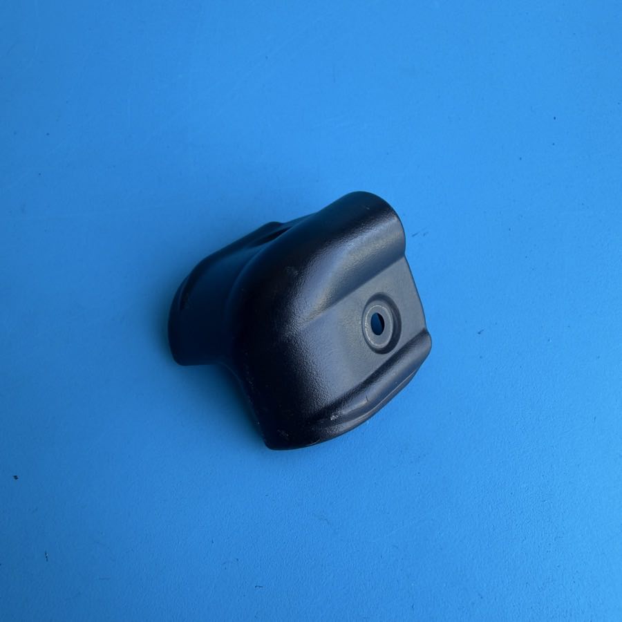 Line 6 Spider IV 15 30 120 Guitar Amplifier Part: Small Corner Protector [2PCS]