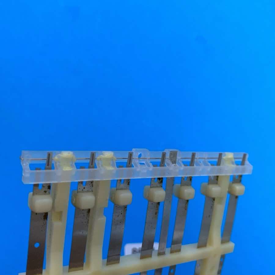 KORG LP-10 Vintage Electronic Piano Keyboard Part: 7-Key Block Pad Metal Contact