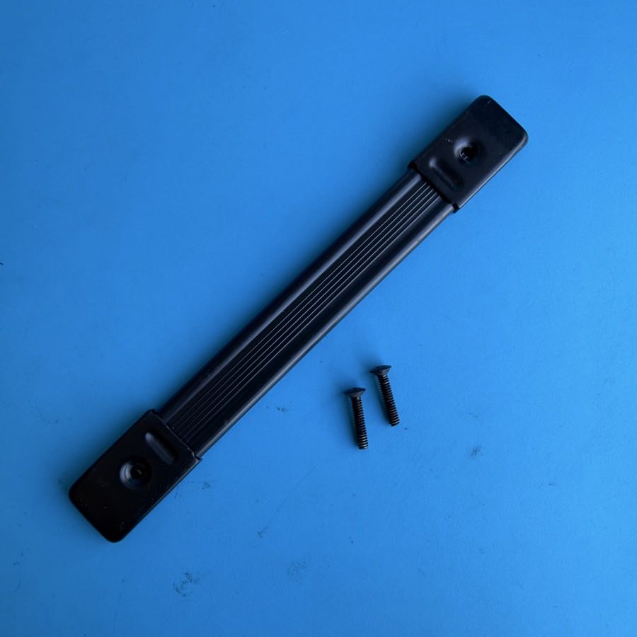 Line 6 Spider III 15 Guitar Amplifier Part: Cabinet Carrying Handle w/Screws