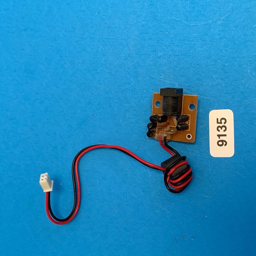 M-AUDIO KeyStation 61es MIDI Keyboard Part: AC Adapter Input Socket Board