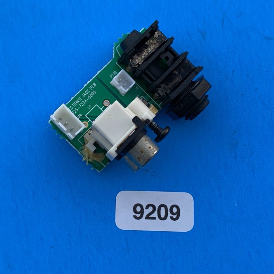 Fender G-DEC (PR520) Guitar Amplifier Part: RCA AUX IN & INPUT Jack PCB Board