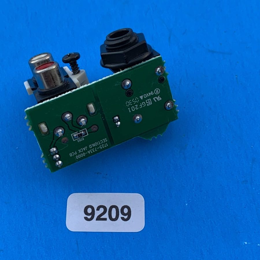 Fender G-DEC (PR520) Guitar Amplifier Part: RCA AUX IN & INPUT Jack PCB Board