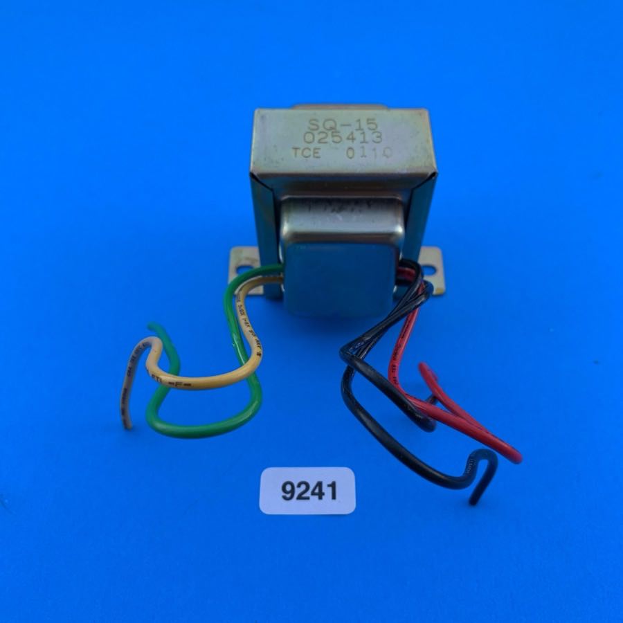 Fender Frontman Reverb (PR241) Guitar Amplifier Part: Power Supply Transformer
